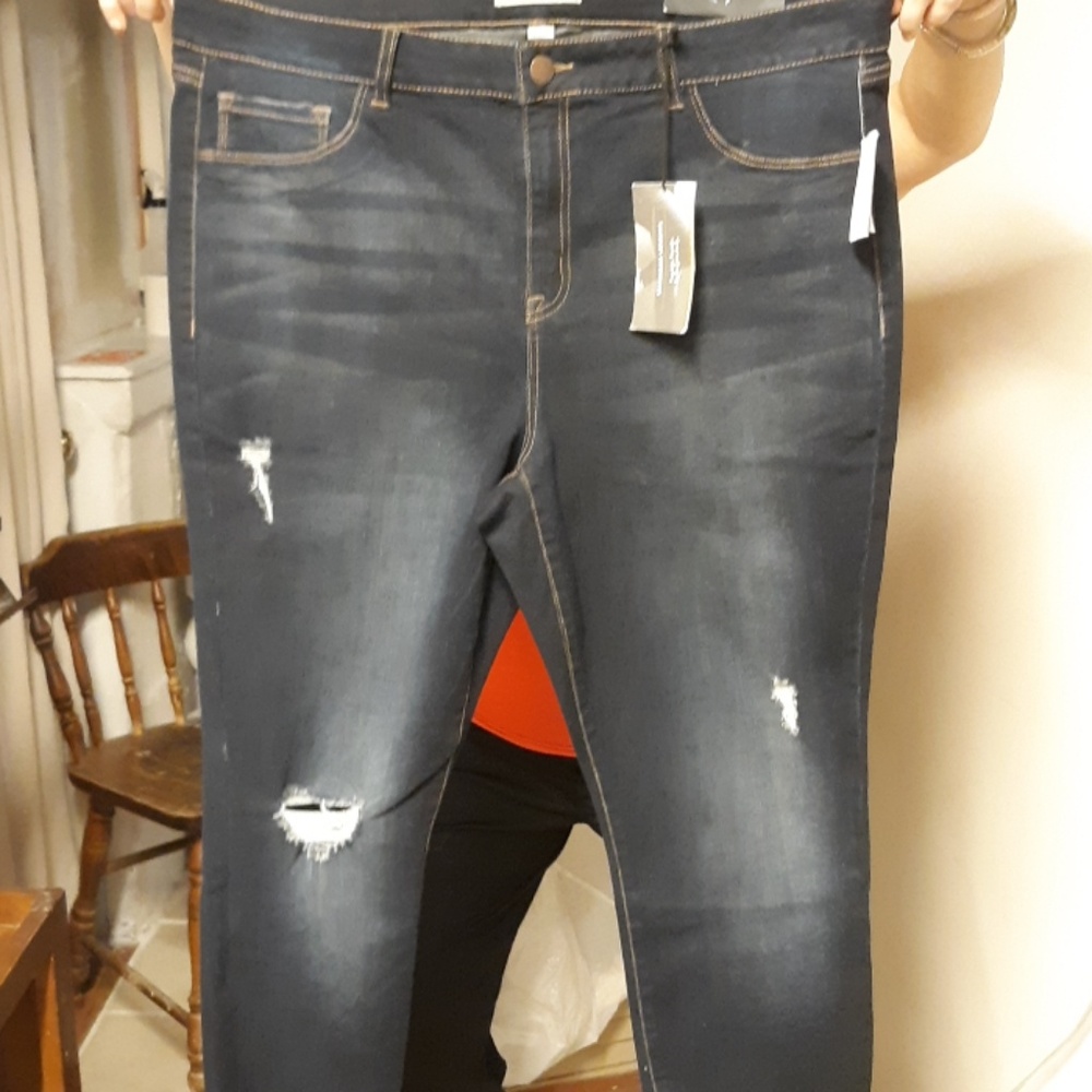 New jeans-BUY 2ND PAIR TAKE $10 OFF